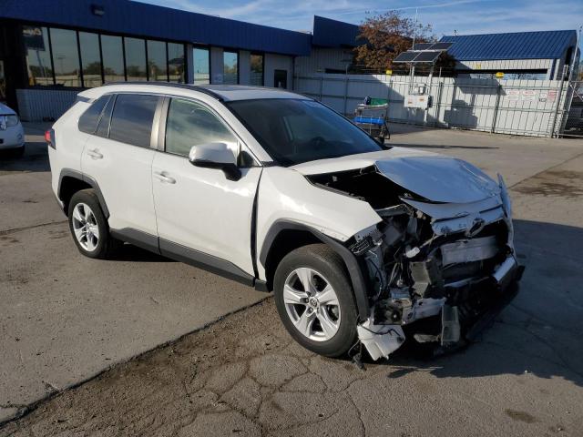 Фото 4 - TOYOTA RAV4