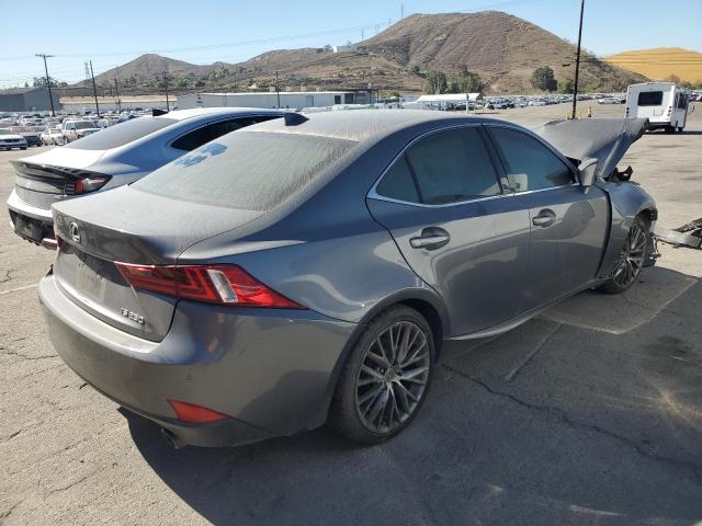 Фото 3 - LEXUS IS