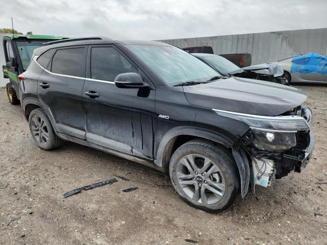 Фото 4 - KIA SELTOS