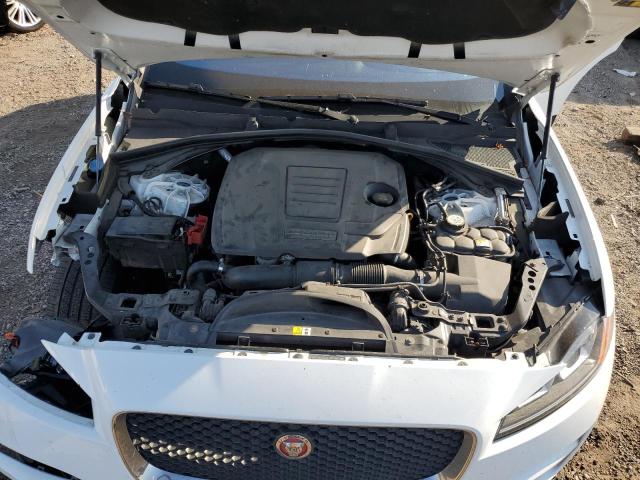 Фото 12 - JAGUAR F-PACE