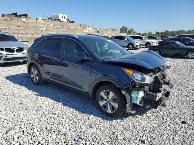 Фото 4 - KIA NIRO