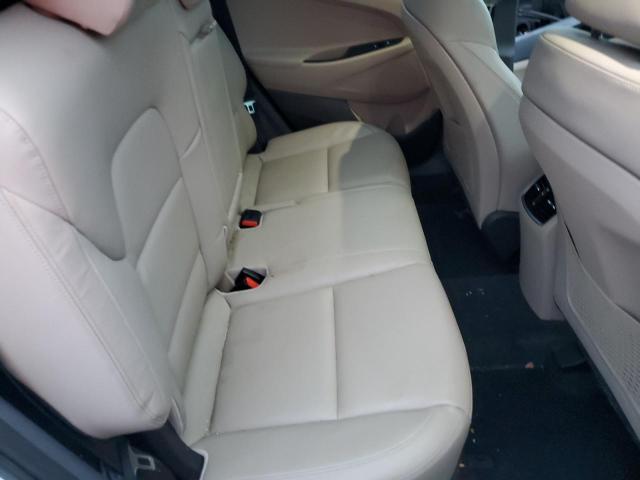 Фото 11 - HYUNDAI TUCSON