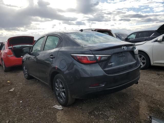 Фото 2 - TOYOTA YARIS