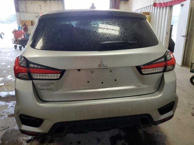 Фото 6 - MITSUBISHI OUTLANDER