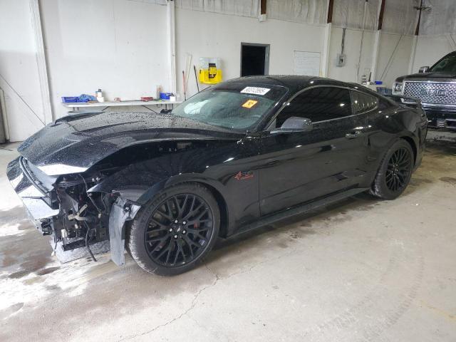 Фото 1 - FORD MUSTANG