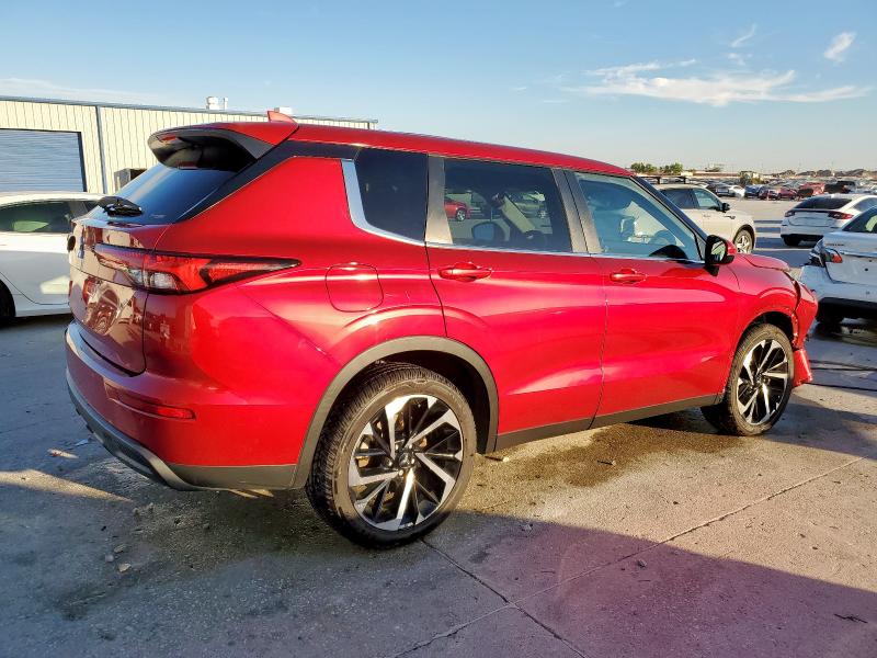 Фото 3 - MITSUBISHI OUTLANDER