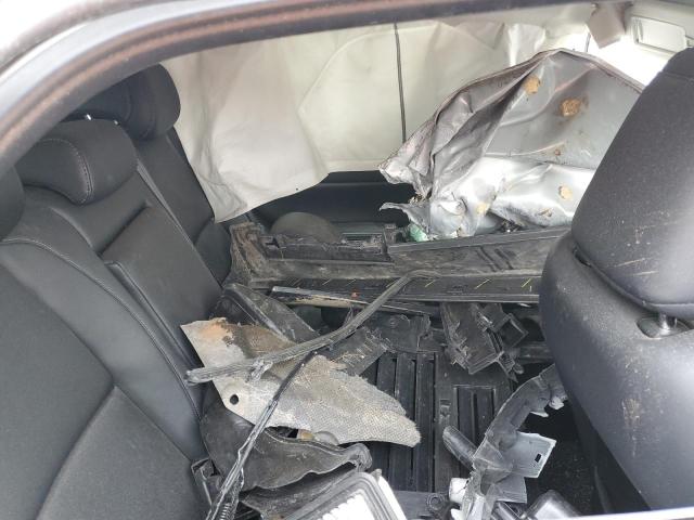 Фото 11 - MAZDA CX30