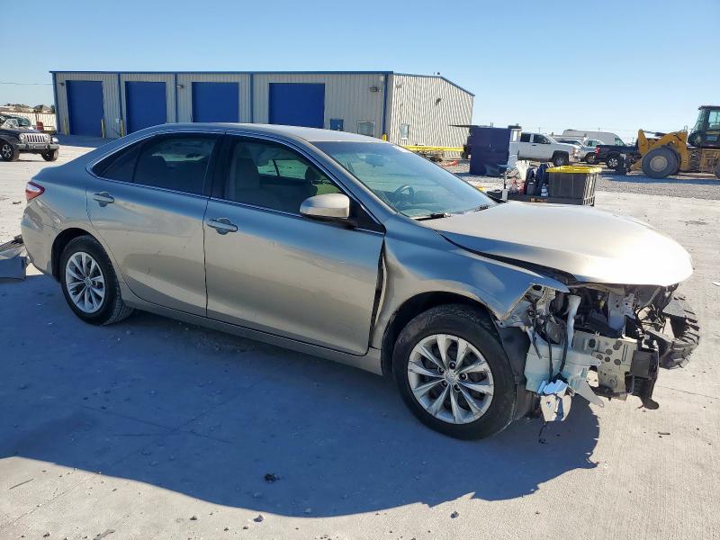 Фото 4 - TOYOTA CAMRY