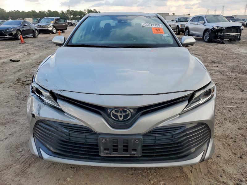 Фото 5 - TOYOTA CAMRY