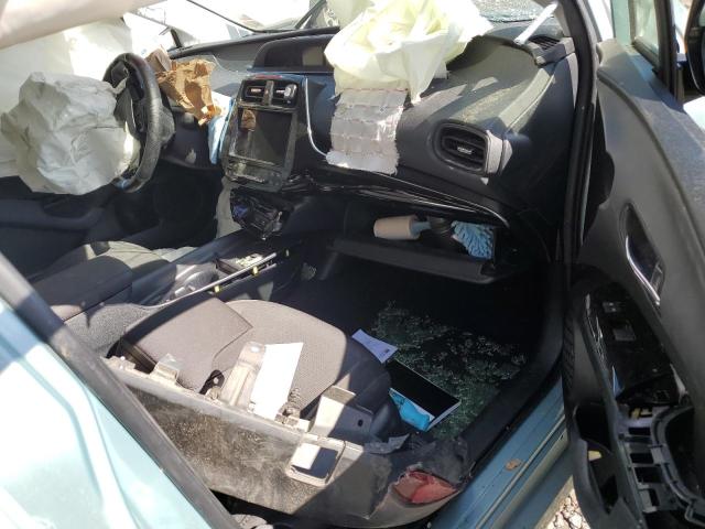 Фото 8 - TOYOTA PRIUS