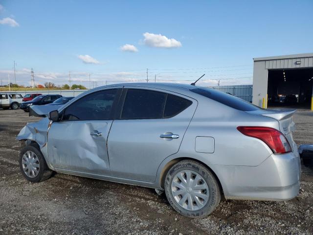 Фото 2 - NISSAN VERSA