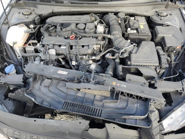 Фото 11 - HYUNDAI ELANTRA