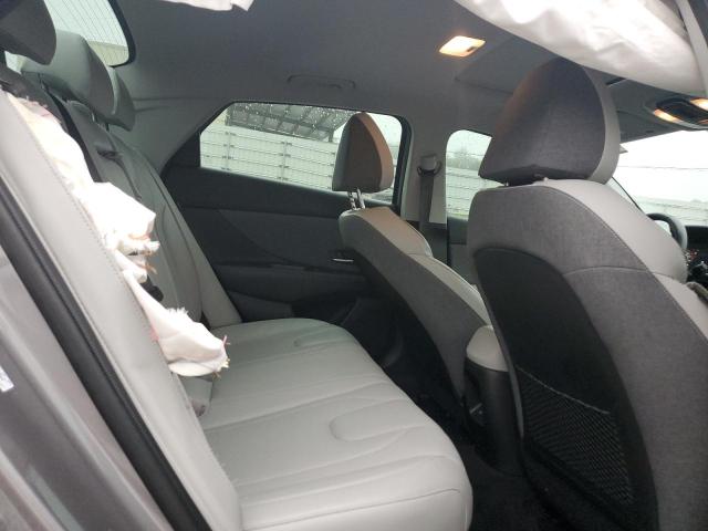 Фото 10 - HYUNDAI ELANTRA