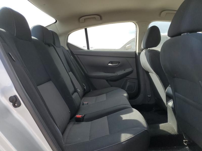 Фото 10 - NISSAN SENTRA