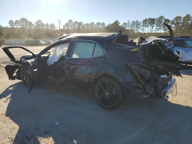 Фото 2 - TOYOTA CAMRY