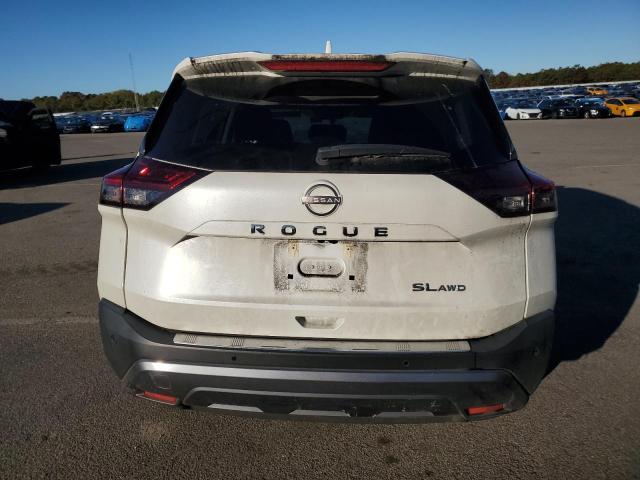 Фото 6 - NISSAN ROGUE