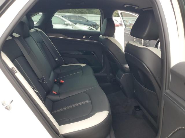 Фото 10 - KIA K5