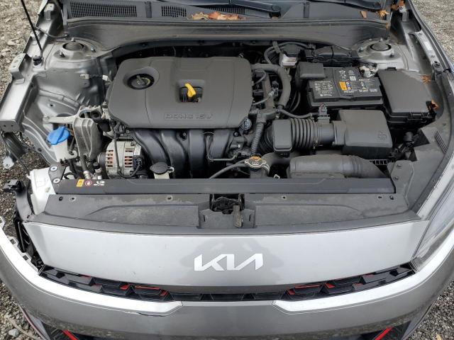 Фото 11 - KIA FORTE