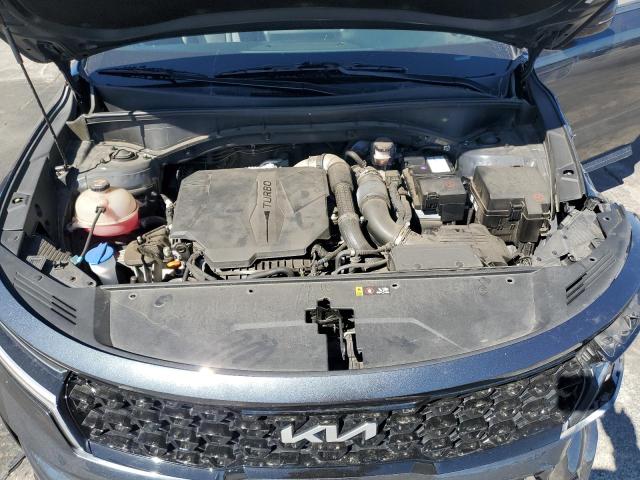 Фото 12 - KIA SORENTO