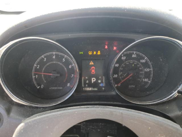 Фото 9 - MITSUBISHI OUTLANDER