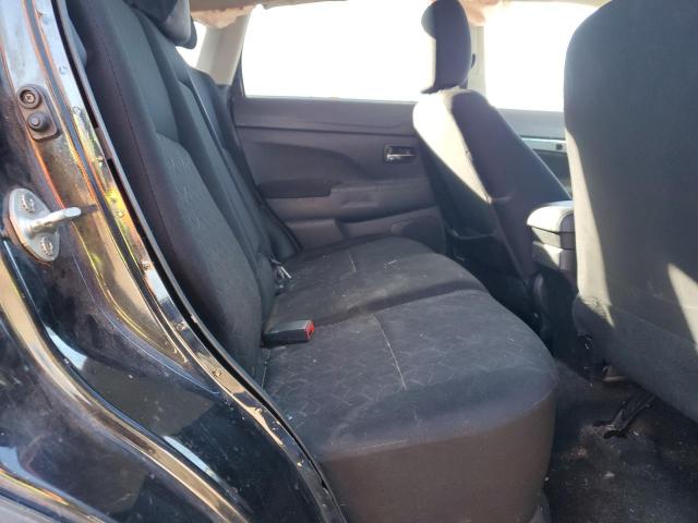 Фото 11 - MITSUBISHI OUTLANDER