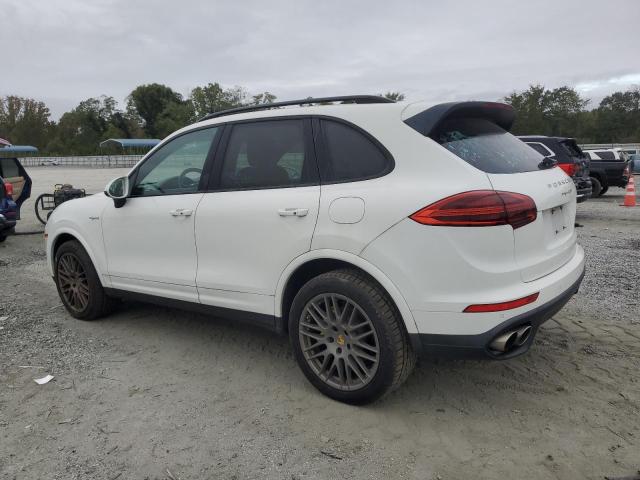 Фото 2 - PORSCHE CAYENNE
