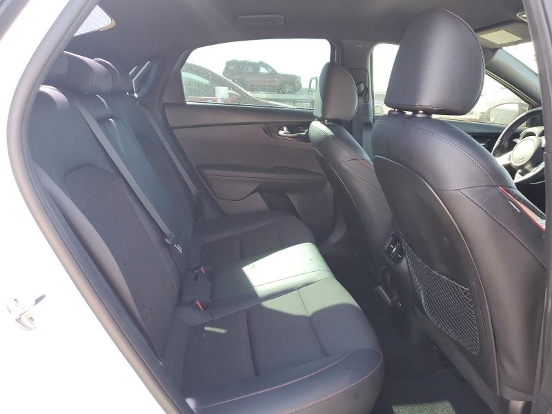 Фото 10 - KIA FORTE