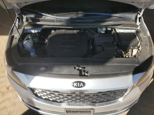 Фото 12 - KIA SEDONA