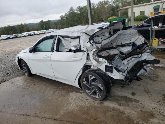 Фото 2 - HYUNDAI ELANTRA