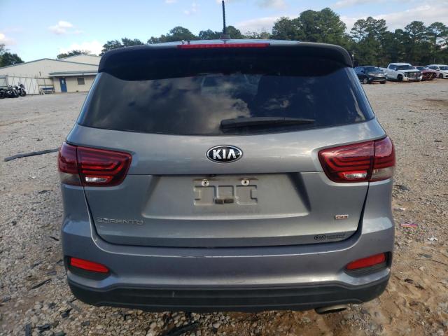 Фото 6 - KIA SORENTO