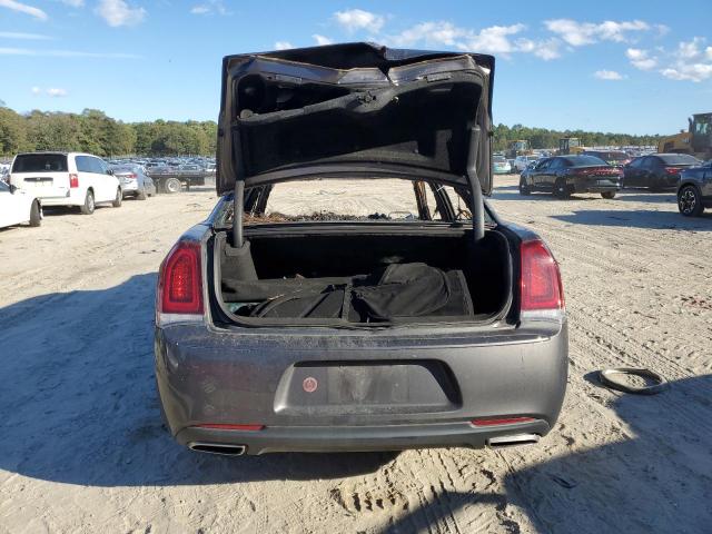 Фото 6 - CHRYSLER 300