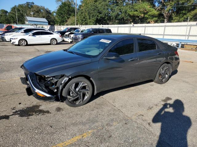 Фото 1 - HYUNDAI ELANTRA