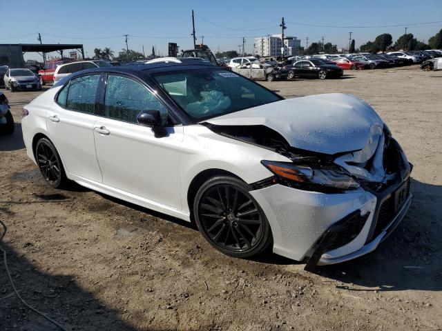 Фото 4 - TOYOTA CAMRY