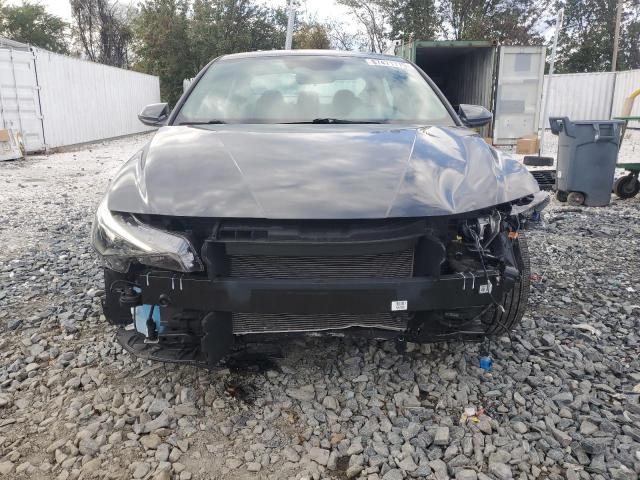 Фото 5 - HYUNDAI ELANTRA