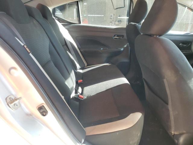 Фото 10 - NISSAN VERSA