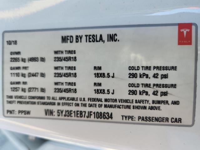 Фото 12 - TESLA MODEL 3
