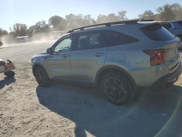 Фото 2 - KIA SORENTO