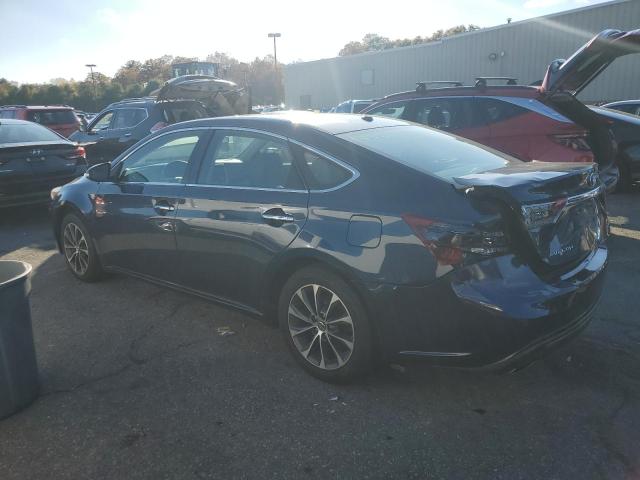 Фото 2 - TOYOTA AVALON