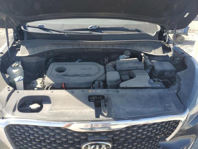 Фото 12 - KIA SORENTO