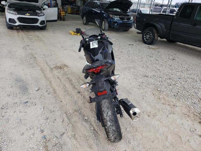 KAWASAKI NINJA 500 2025