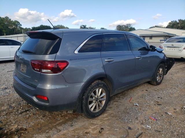 Фото 3 - KIA SORENTO