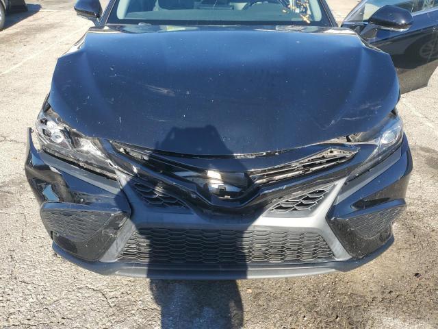 Фото 11 - TOYOTA CAMRY