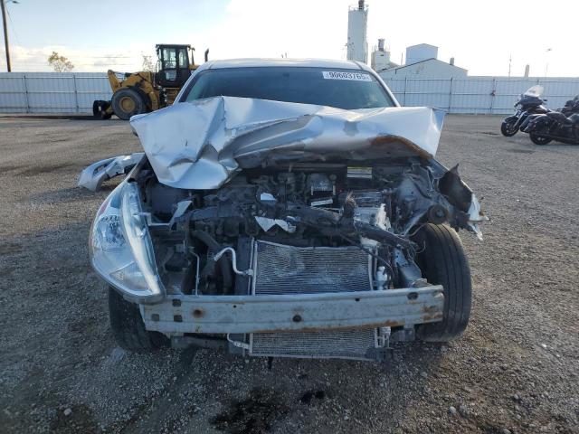 Фото 5 - NISSAN VERSA