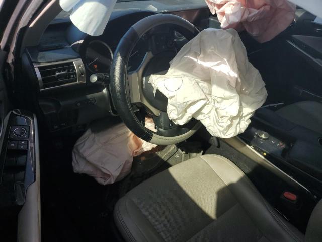 Фото 8 - LEXUS IS