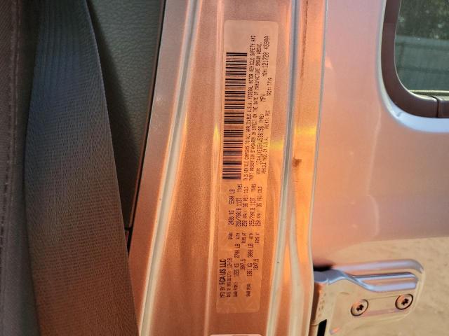 Фото 13 - JEEP WRANGLER