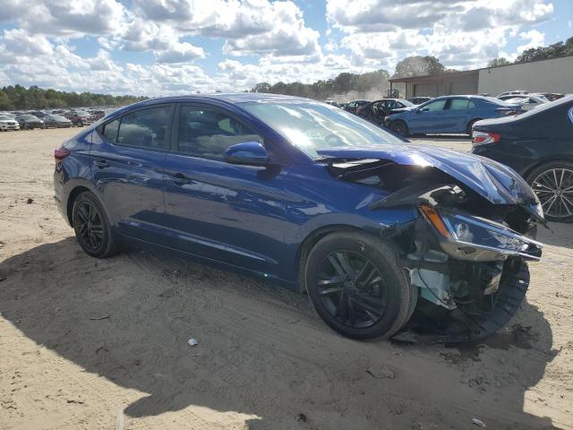 Фото 4 - HYUNDAI ELANTRA