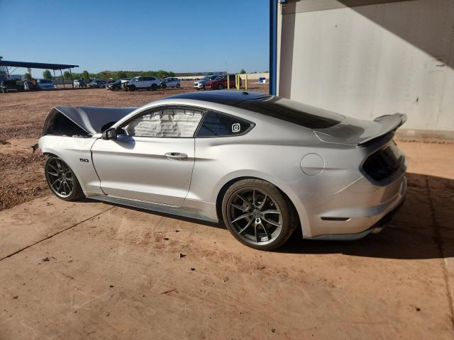 Фото 2 - FORD MUSTANG
