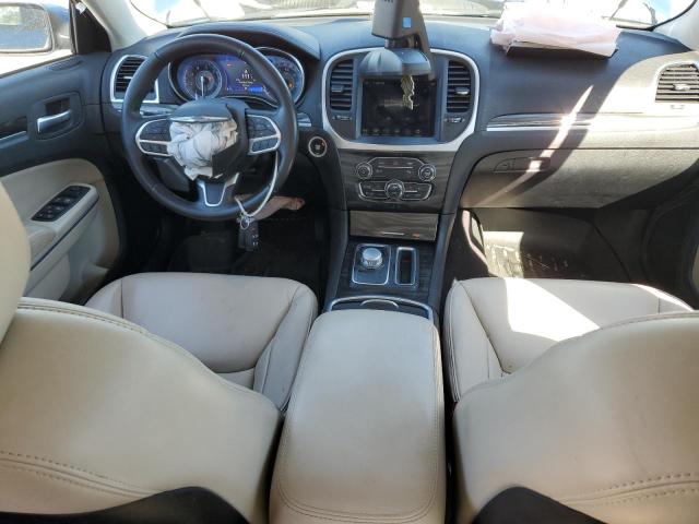 Фото 8 - CHRYSLER 300