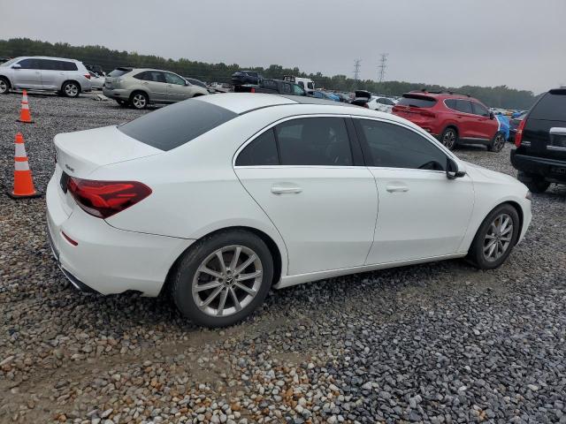 Фото 3 - MERCEDES-BENZ A-CLASS