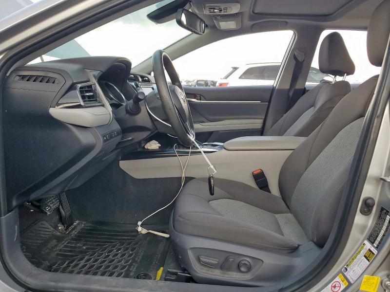 Фото 7 - TOYOTA CAMRY